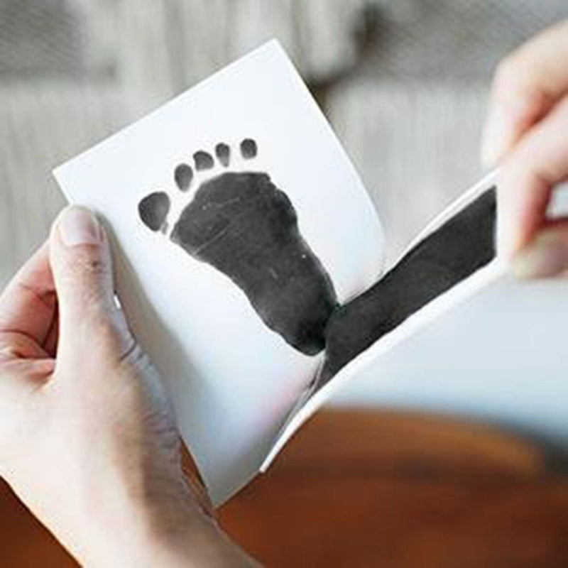 DIY Handprint Ornaments Non-Toxic Printing Oil Photo Frame Hand and Foot Print