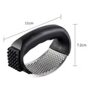 Stainless Steel Manual Garlic Presser Ginger Chopper Kitchen Tool (Black)