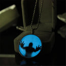 Fashion Women Men Luminous Halloween Pattern Pendant Chain Necklace (A)