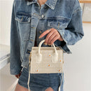 Straw Woven Daisy Embroidery Shoulder Messenger Bag Casual Women Small Purses