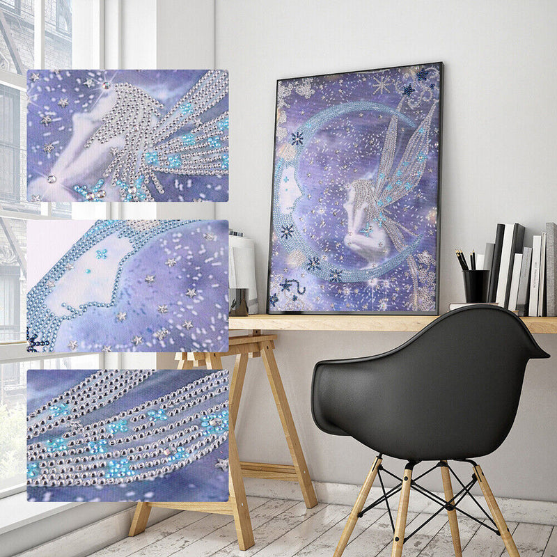 Diamond Painted 5D DIY Girl Moon Shaped Diamond YX3886