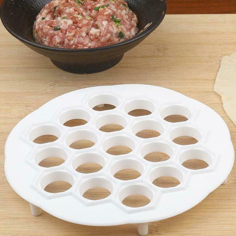 19 Holes Ravioli Dough Press Kitchen DIY Dumpling Maker Portable Mould Nice V0J0