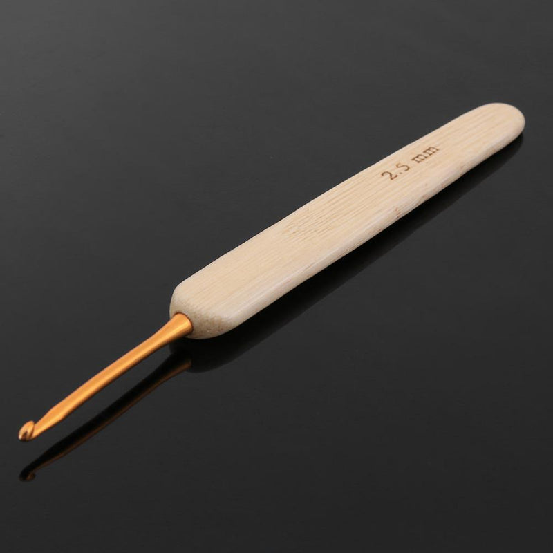 8pcs/set Bamboo Handle Crochet Hooks Craft Knitting Needles Sewing Tool Kit