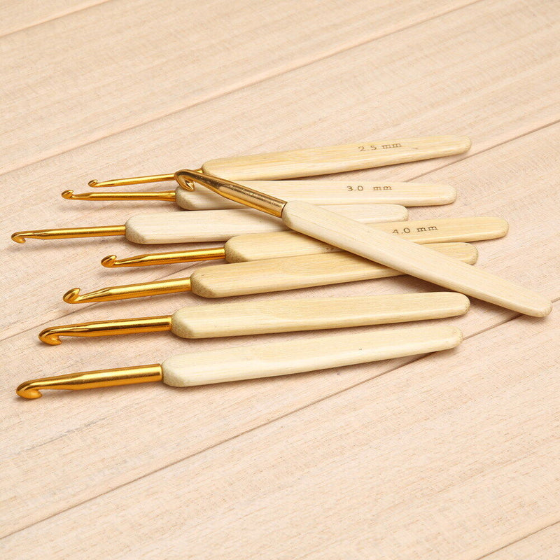 8pcs 8 sizes Bamboo handle Golden Aluminum Crochet Hooks Needles 2.5mm-6mm Newly
