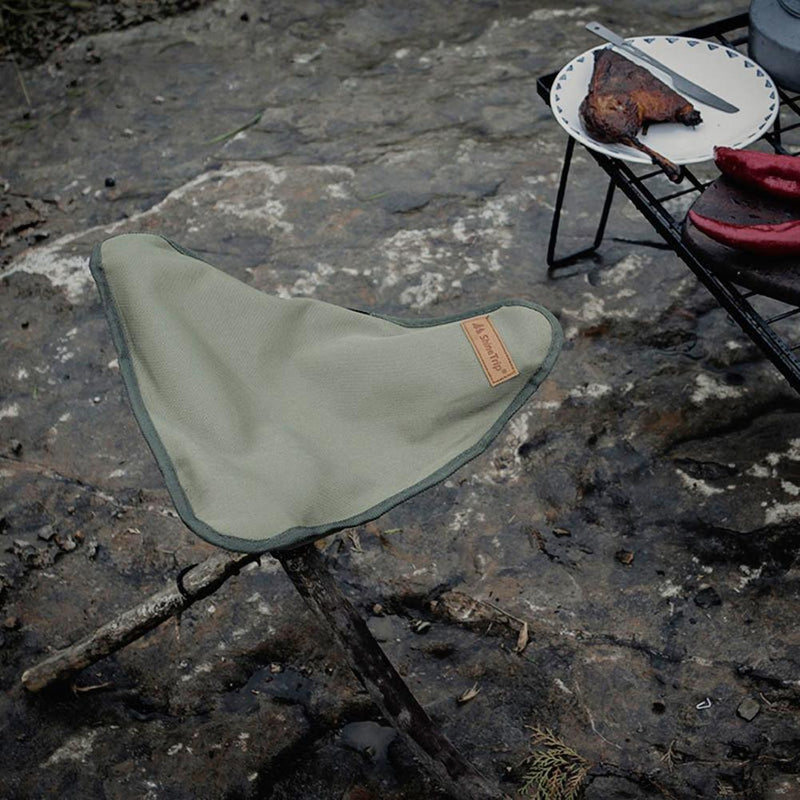 Outdoor Camping Triangle Stool Cloth Fishing Chair Picnic Equipment (Green)