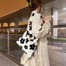 Fashion Women Flower Print Plush Shoulder Bag Winter Large Handbags (Black)