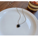 Choker Accessories Clavicle Chain Black Crystal Necklace Heart-Shaped Pendant