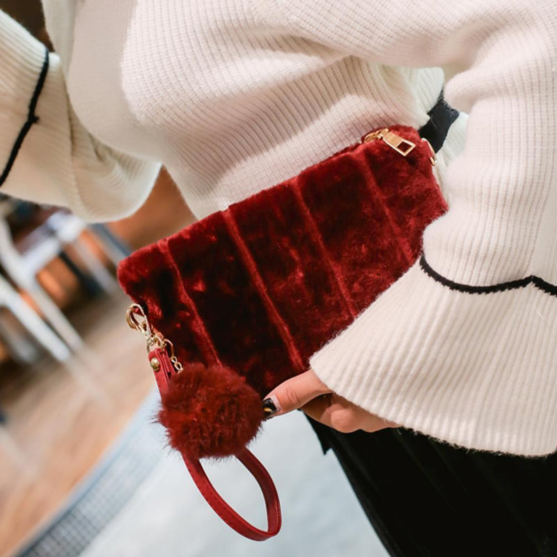 Women Clutch Fur Plush Bag Casual Handbag Winter Crossbody Bag(Wine Red)