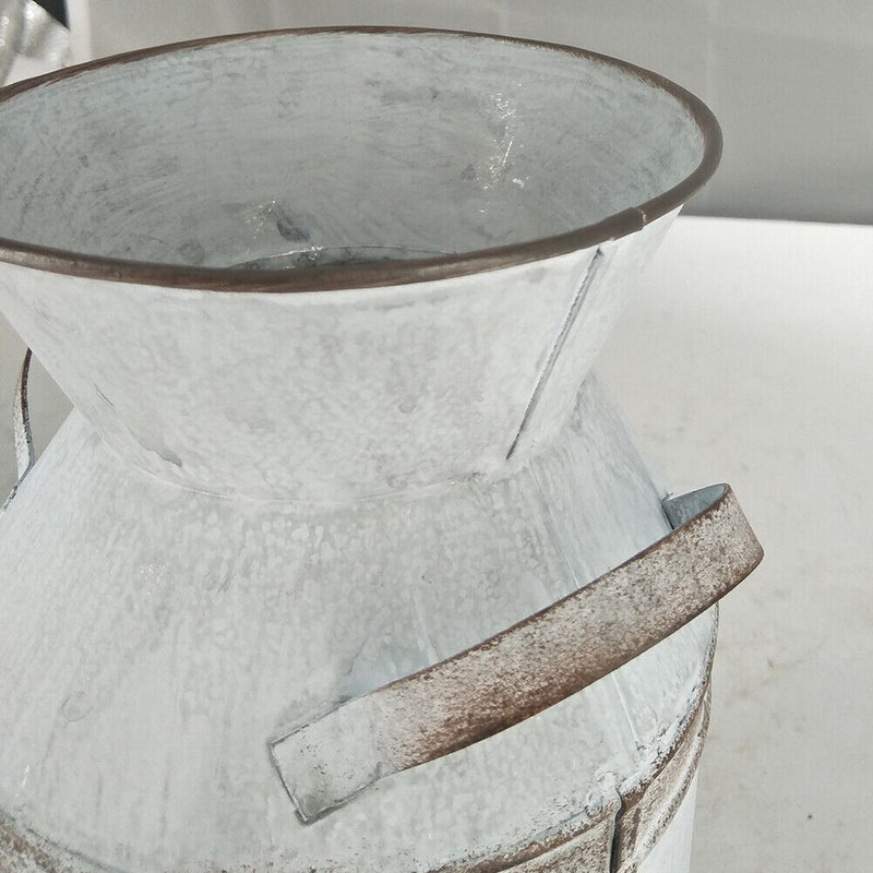 Retro Metal Flower Vase Artificial Garden Flower Can Holder (Flower Heart) Newly