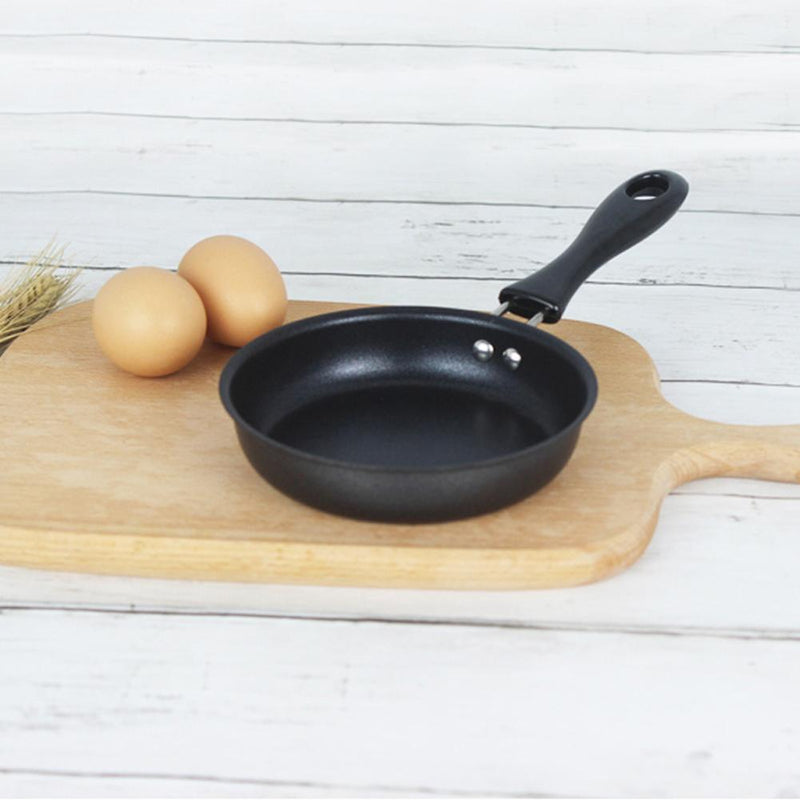12cm Mini Egg Frying Pan Non-Stick Omelette Breakfast Flat Bottom Pan