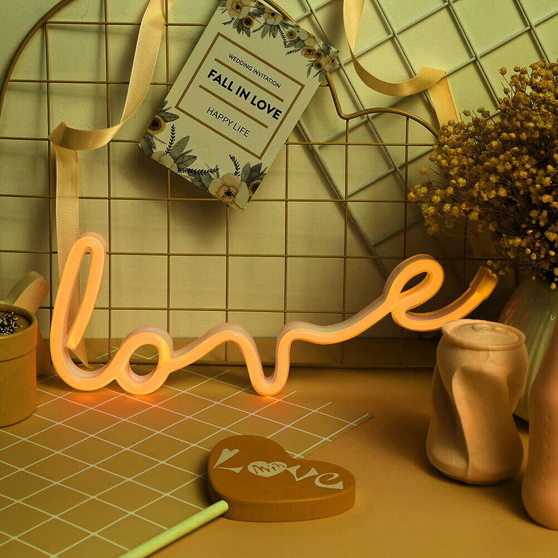 LOVE Sign LED Neon Light USB/Battery Powered Party Decor Lamp (Warm White)