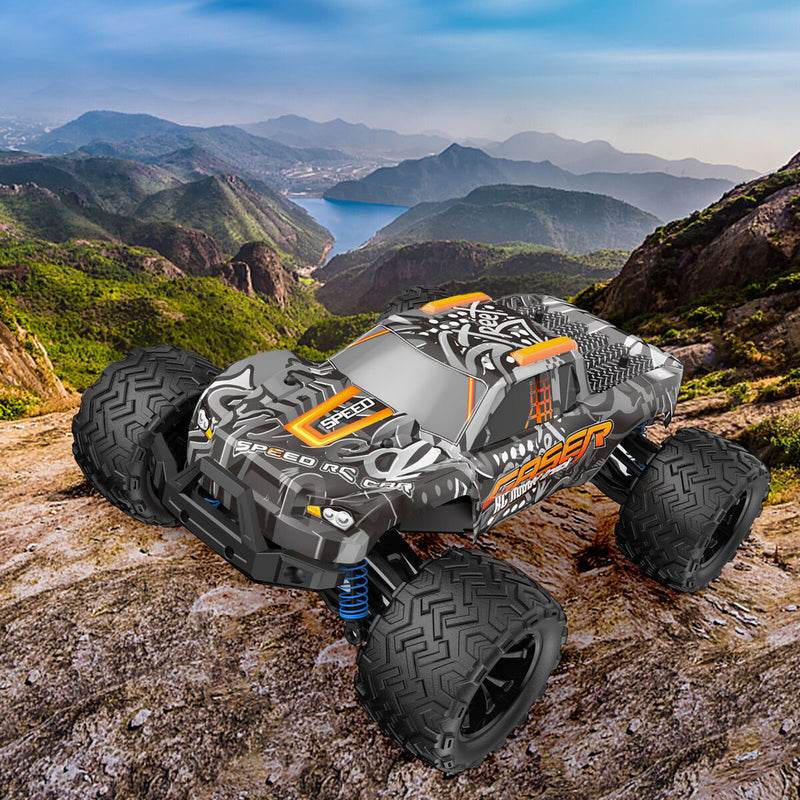 #A 2.4GHz 4x4 RC Racing Car 40km/h Remote Control 1/14 4WD Climbing Off-Road Bug