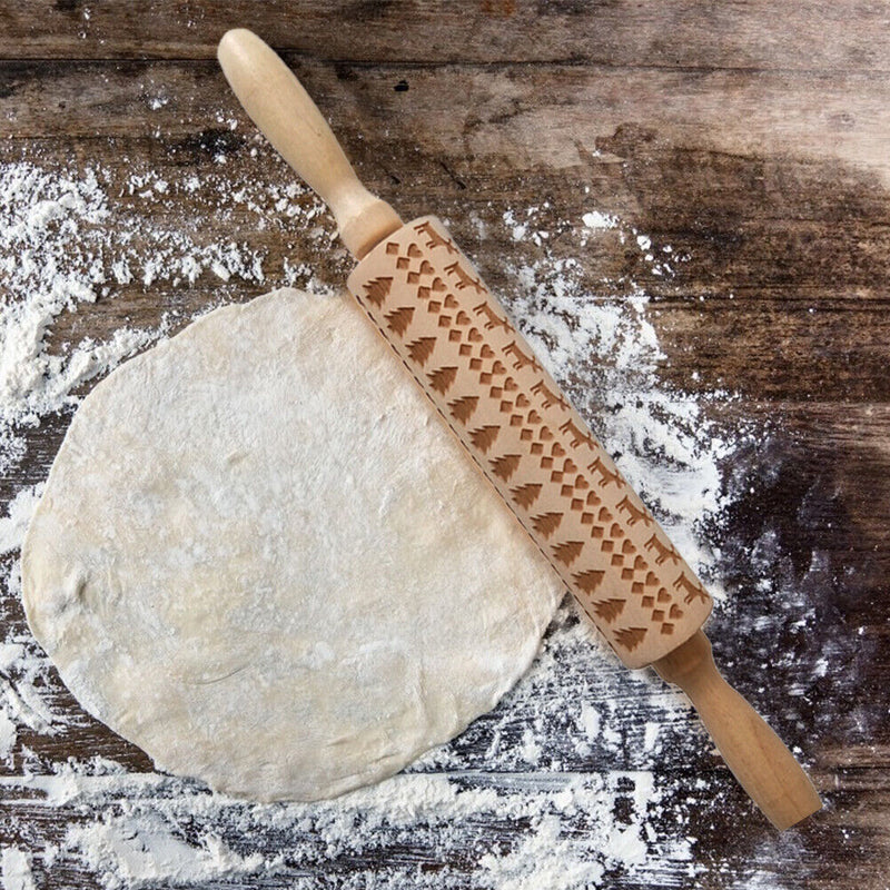 Christmas Elk Embossed Baking Cookies Noodle Roller Wooden Patterned Rolling Pin