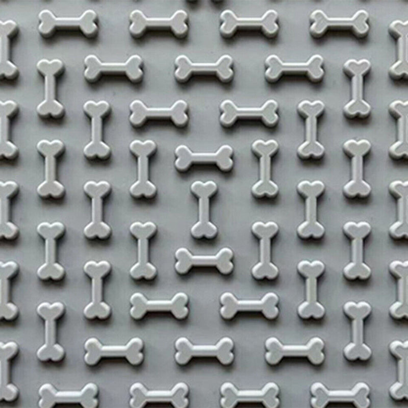 Pet Dogs Cats Slow Food Bowls Lick Mat Training Plate Silicone Treat Dispen