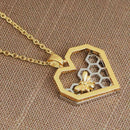 Women Pendant Necklace Bee Chain Hollow Honeycomb Classic CA Honeybee Heart E5Y4