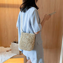 Flower Straw Shoulder Bag Women Beach Woven Crossbody Purse Handbag (Beige)
