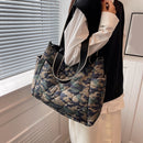 Fashion Lady Handbag Large Capacity Nylon Crossbody Bag Autumn Winter for Travel
