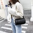 Cotton Padded Lattice Quilted Handbag Zipper Cylindrical Bucket Bag (Black)