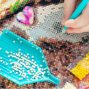 Love Heart Shape Plastic Painting Locator Glitter Magnetic Diamond Holder Too