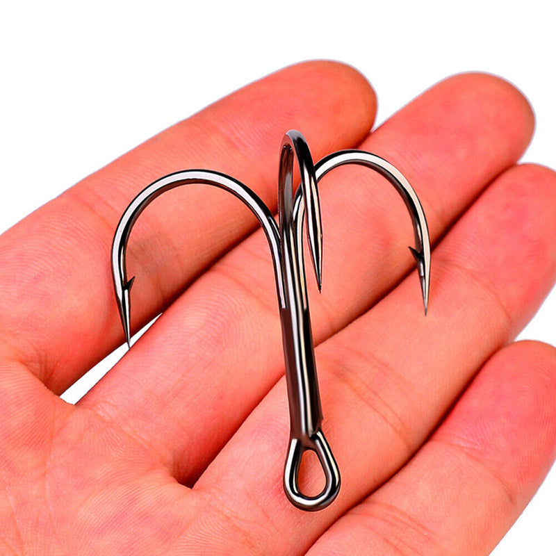 #A 10pcs 6/4/2 Size Fishing Triple Hooks Round Bend Barbed Fishhooks Fishing Tac