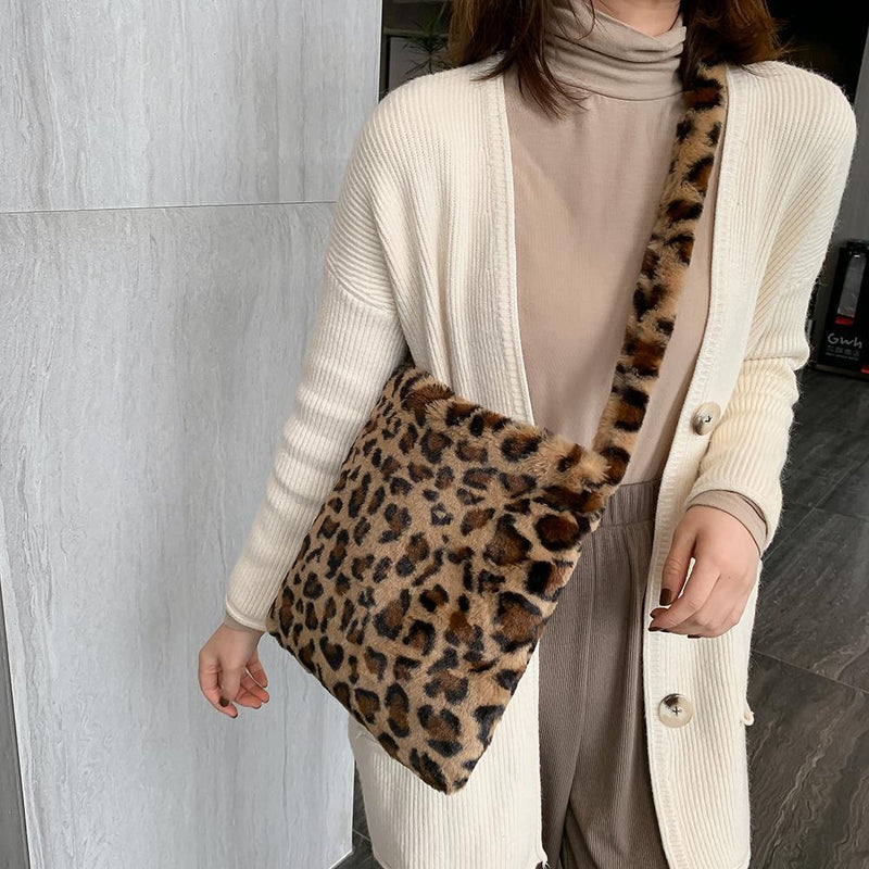 Leopard Crossbody Handbag Women Plush Retro Shoulder Messenger Bag (Brown)