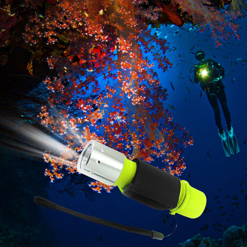 Waterproof 3 Mode XM-L2 T6 Flashlight 18650/AAA Battery Power for Scuba Diving