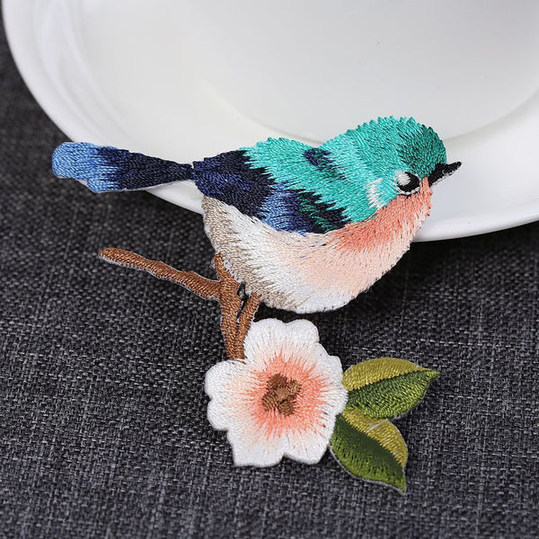 Women Craft Motif Beautiful Applique Patch Sew/Iron on Birds Sewing Embroidered