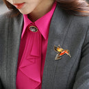 Retro Diamond-bordered Delicate Brooch Alloy Flyer 40*38mm