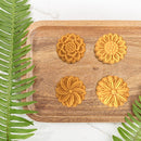 Plastic Material Mooncake Mold Flower Shape Stamps Moon Cakes Moulds DIY Baking`