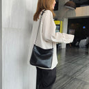 Women Fashion Rivet Shoulder Bag Leather Retro Messenger Bags Ladies Large Purse