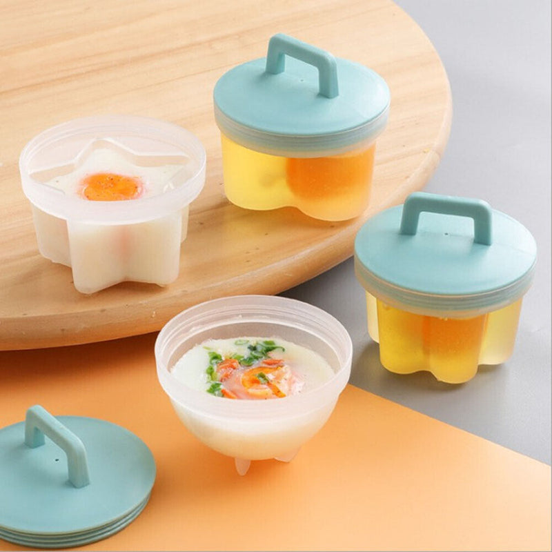 4pcs Cute Egg Boiler Cooker Plastic Egg Poacher Mold Set with Brush (Green)