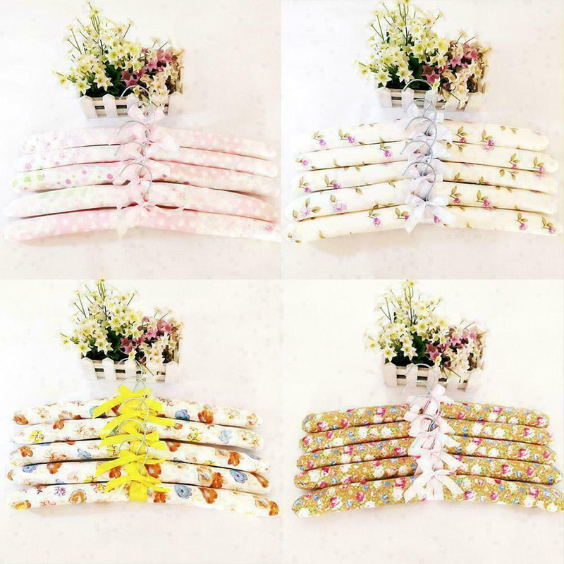 5pcs Satin Clothes Hangers Coat Hanger Soft Flowery Calico Sent Q2L1 Padded X2U4