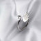 1x Swan Shape Knitting Loop Crochet Ring Thimble Guide Accessories Sewing C7X5