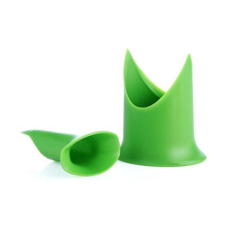 Fruit Vegetable Seed Remover Pepper Chilli Cutter Core Slicer Tool (Green)