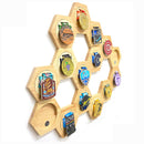 Medal Holder Display Rack Punch-Free Handicrafts Home Decor Medals Storage Shelf