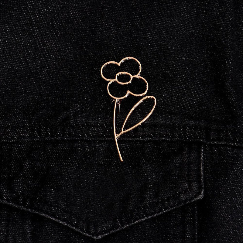 Women Scarf Buckle Lapel Simple Pin Flower Brooch Alloy Hollow Fashion