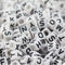 100X White Letter Alphabet Acrylic Beads For Bracelet Handmade DIY I2E4 Y0I6