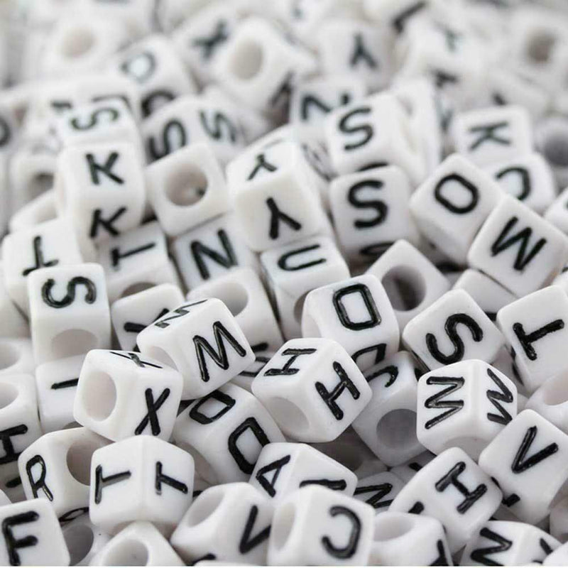 100X White Letter Alphabet Acrylic Beads For Bracelet Handmade DIY I2E4 Y0I6
