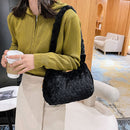 Women Plush Fur Flower Pattern Shoulder Bag Winter Small Armpit Bag (E)