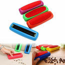 Plastic Sweeper Cleaner Roller Carpet Table Single Dirt Brush Crumb T5A8 J3V0