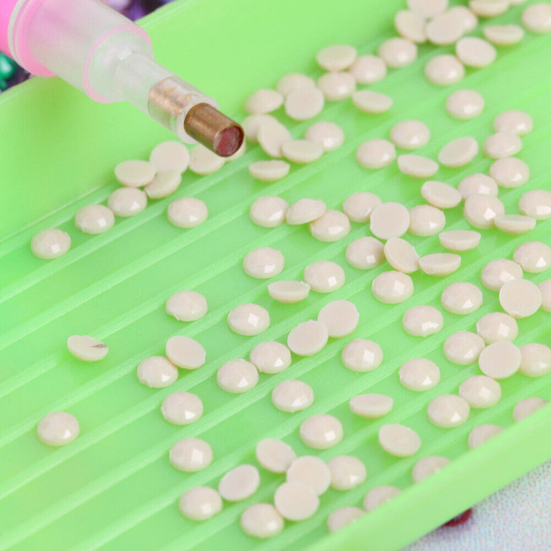Round Drills Package DIY Embroidery Diamond Painting Rhinestones (DMC 822)