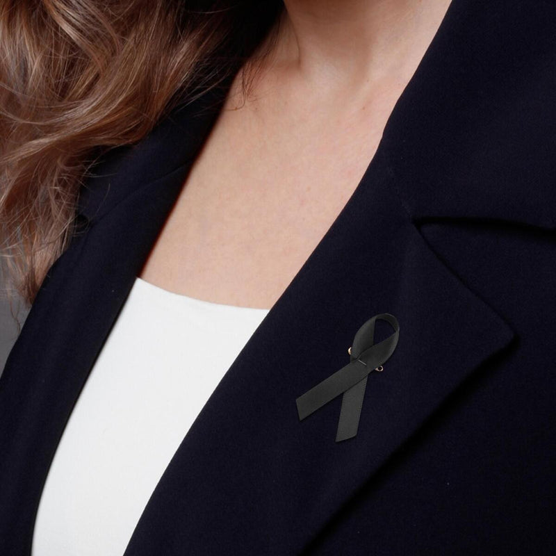 Black Ribbon Memorial enamel lapel pin badge- Queen Elizabeth II-1926 - 2022.