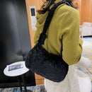 Women Plush Fur Flower Pattern Shoulder Bag Winter Small Armpit Bag (E)