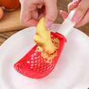 Multifunctional Spoon Potato Garlic Press Colander Cooking Tools (Red)