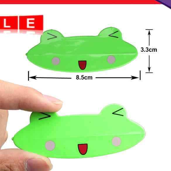 Toothpaste Squeezer Toothpaste Dispenser Cute Animal Tube Squeezer Bathroom Supplement