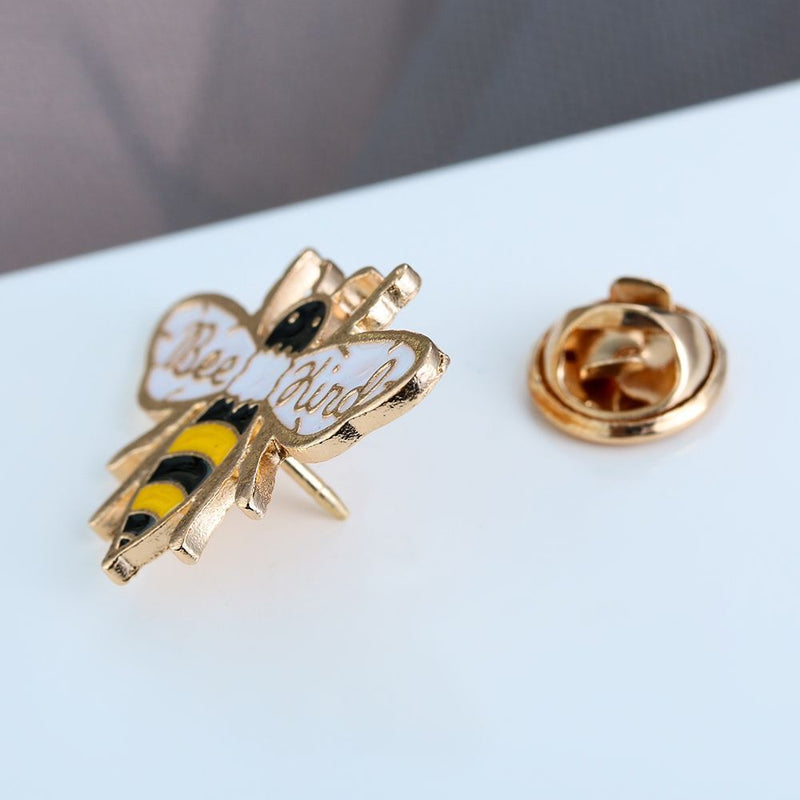 Women Men Lapel Pin Brooch Fashion Cute Enamel Pins Honey Animal Badge Bee
