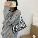 Animal Pattern Women Handbag Street PU Shoulder Underarm Tote Bag (Zebra)