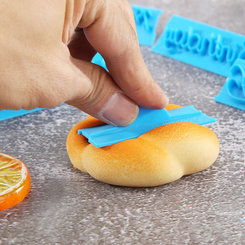 6pcs Plastic Cookie Biscuit Stamp Mold Embosser Cake Fondant DIY Baking Set
