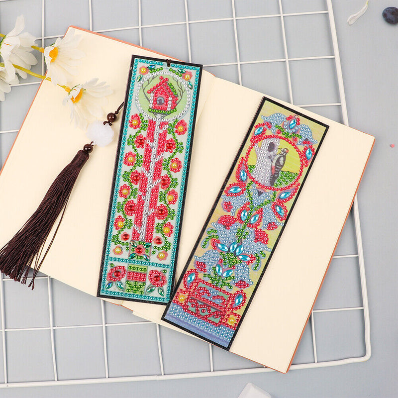 2pcs Special Shaped Drill Diamond Leather Tassel Bookmark DIY Art (SQ05) Newly