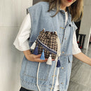 Woolen Shoulder Bag Ethnic Woven Bucket Tassel Crossbody Handbag (Black)
